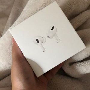 APPLE AIRPOD PROS